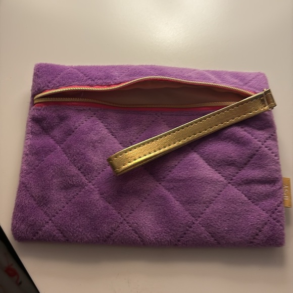 Ipsy bags - Picture 6 of 7